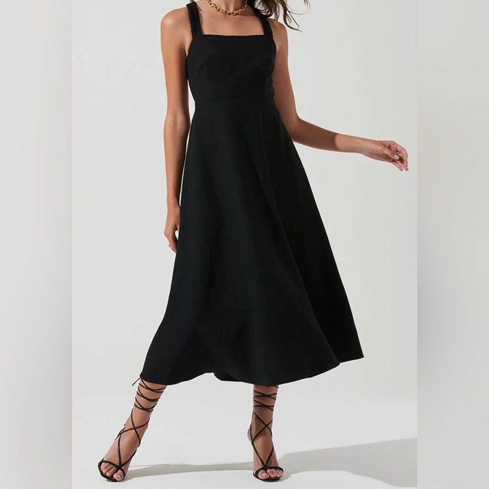 Astr Black Square Neck Midi Dress - Picture 2 of 10
